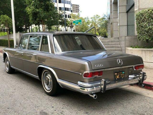 Mercedes-Benz 600-Series 1965 image number 44