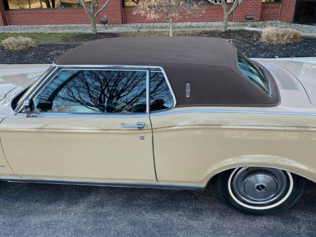 Lincoln Mark Series 1971 image number 16