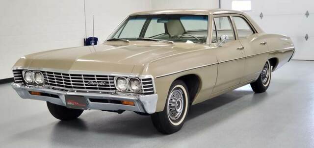 Chevrolet Impala 1967 image number 0