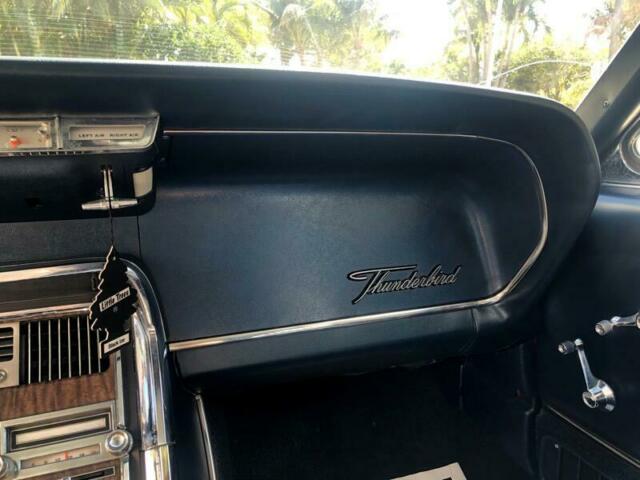 Ford Thunderbird 1966 image number 36