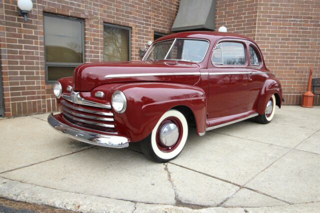 Ford Super Deluxe 1946 image number 0