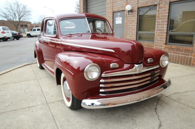 Ford Super Deluxe 1946 image number 7