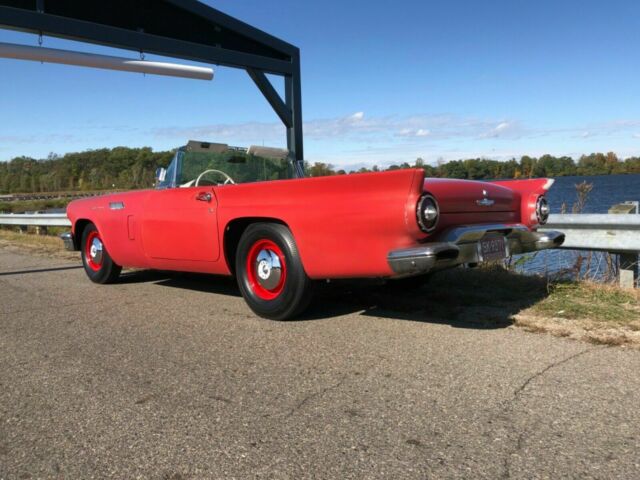 Ford Thunderbird 1957 image number 27