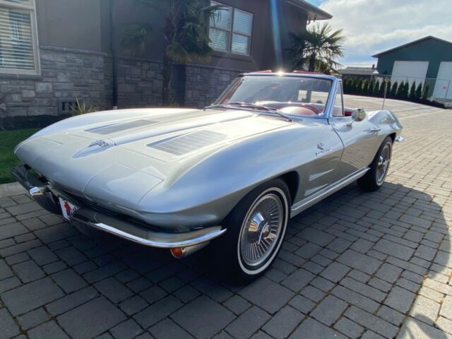 Chevrolet Corvette 1963 image number 0