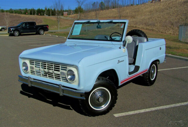 Ford Bronco 1966 image number 0