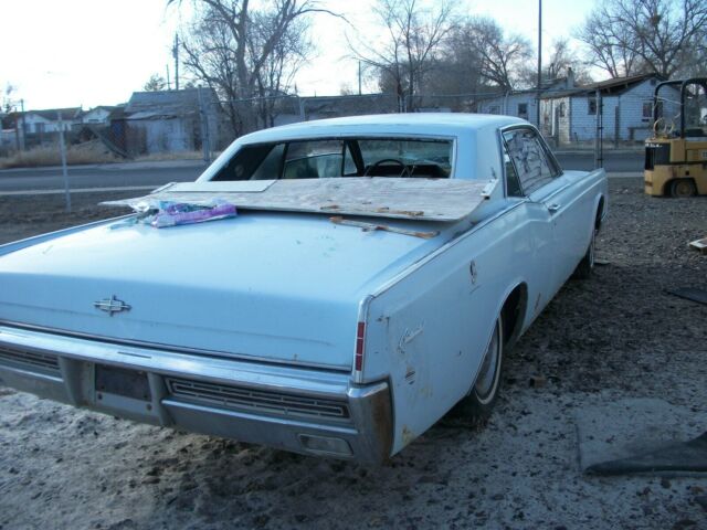 Lincoln Continental 1967 image number 11