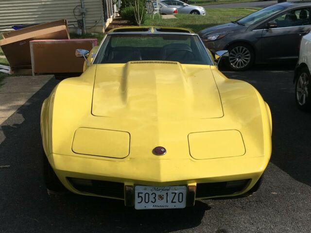 Chevrolet Corvette 1976 image number 0