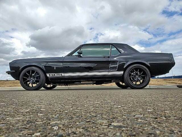 Ford Mustang 1967 image number 17