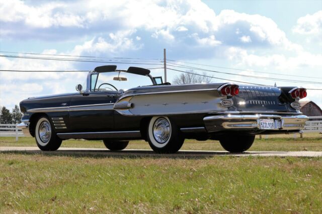 Pontiac Bonneville 1958 image number 37