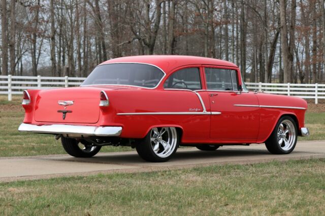 Chevrolet Bel Air/150/210 1955 image number 2