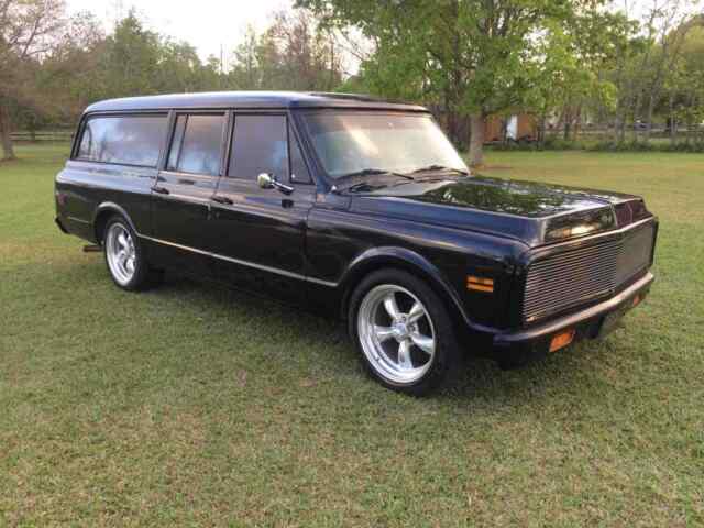 Chevrolet Suburban 1972 image number 5