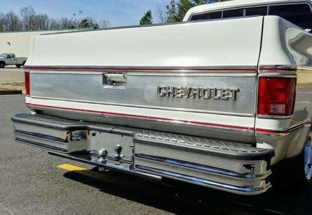 Chevrolet Silverado 1500 1977 image number 37