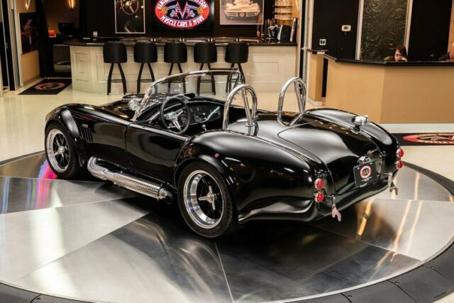 Shelby Cobra 1965 image number 39