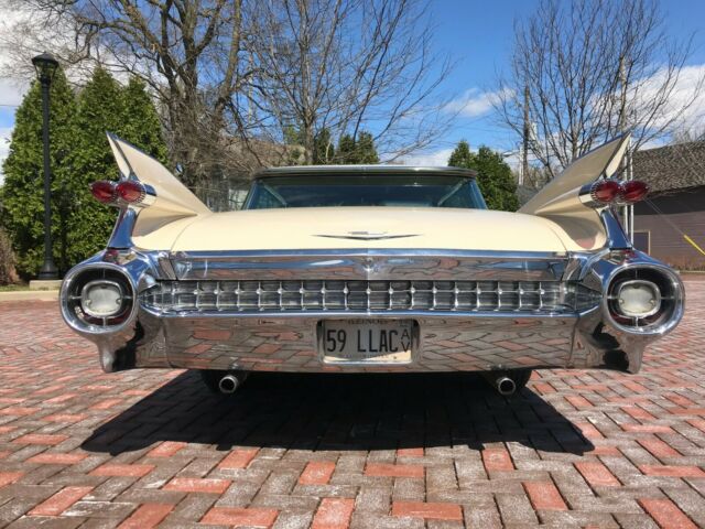 Cadillac DeVille 1959 image number 15