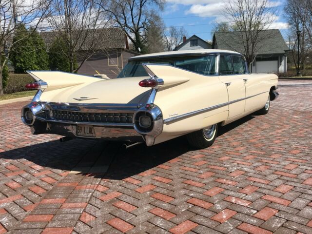 Cadillac DeVille 1959 image number 43