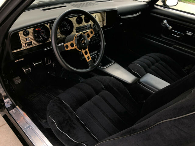 Pontiac Trans Am 1977 image number 37