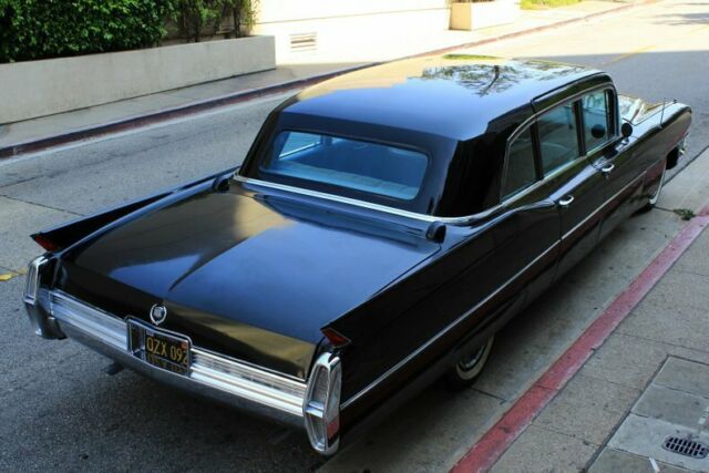 Cadillac Fleetwood 1964 image number 29