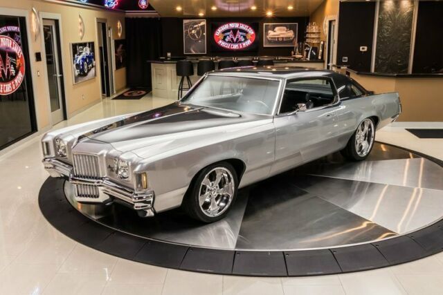 Pontiac Grand Prix 1971 image number 27