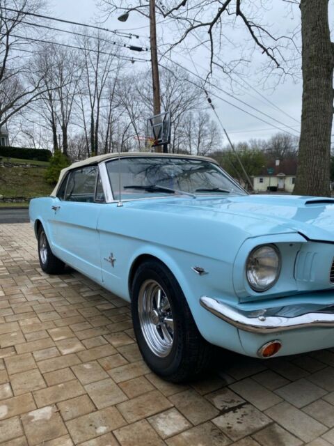 Ford Mustang 1966 image number 26