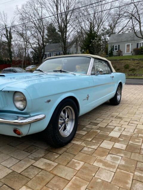 Ford Mustang 1966 image number 27