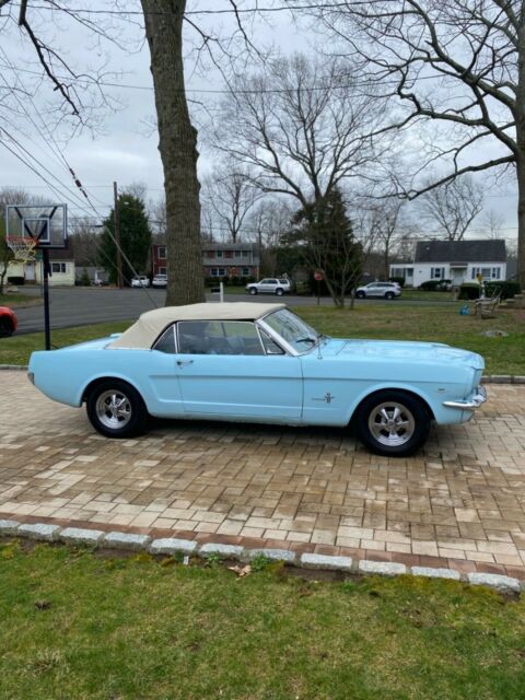 Ford Mustang 1966 image number 28