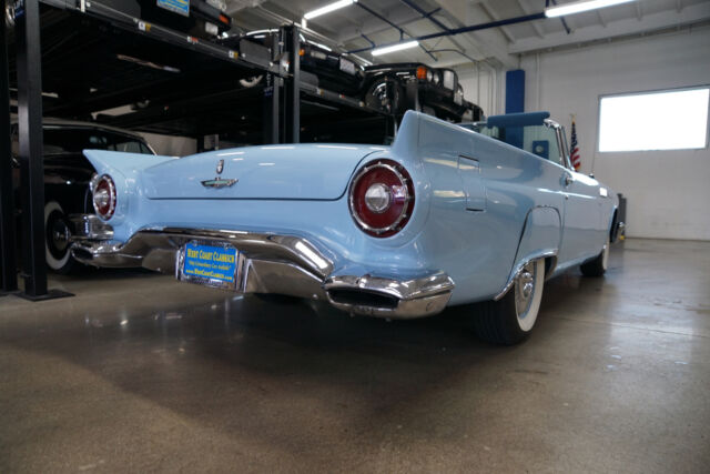 Ford Thunderbird 312 V8 Convertible 1957 image number 41