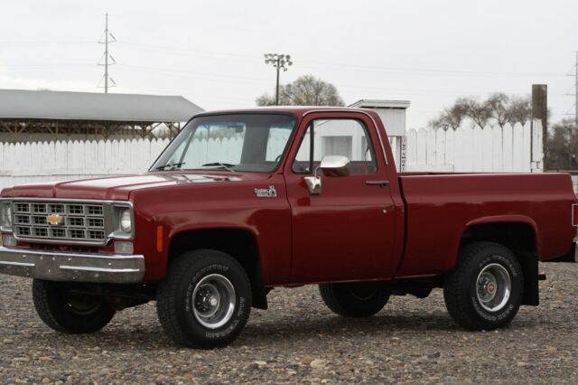 Chevrolet C-10 1977 image number 1