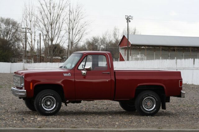 Chevrolet C-10 1977 image number 2