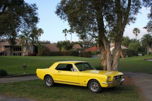 Ford Mustang 1965 image number 1