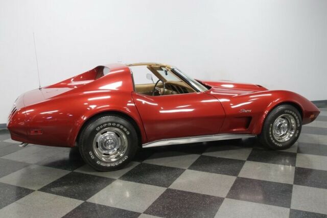 Chevrolet Corvette 1974 image number 14