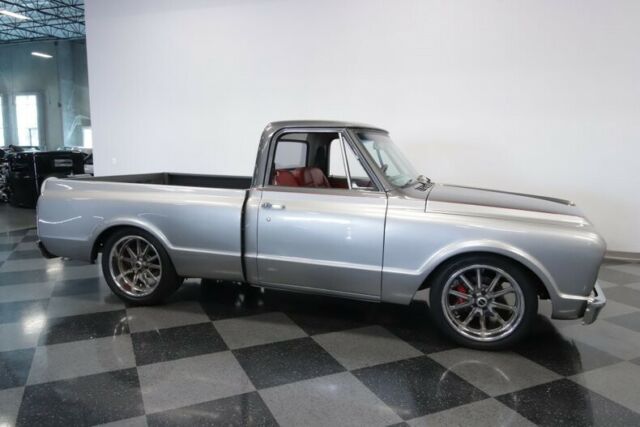 Chevrolet C-10 1967 image number 17