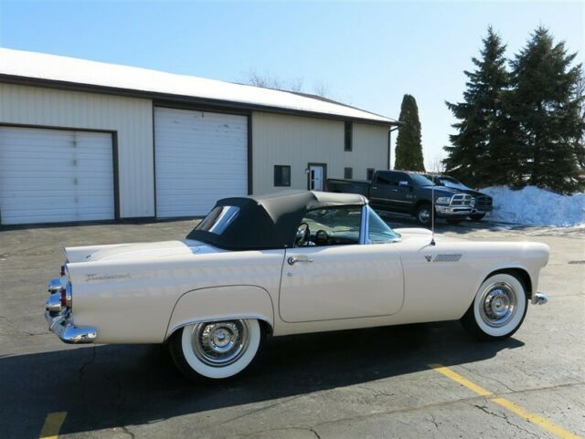 Ford Thunderbird, 1955 image number 34