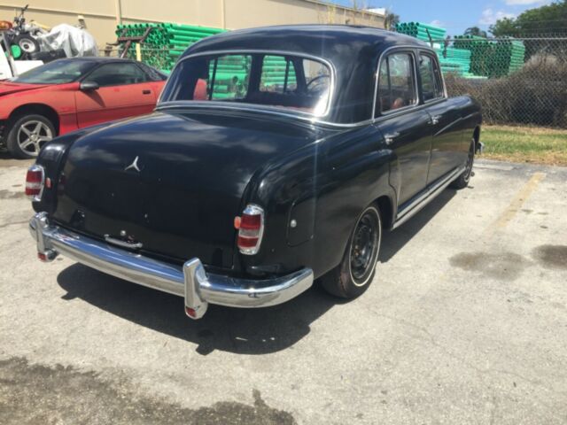 Mercedes-Benz 200-Series 1957 image number 5