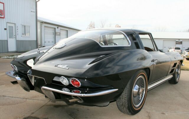 Chevrolet Corvette 1964 image number 31