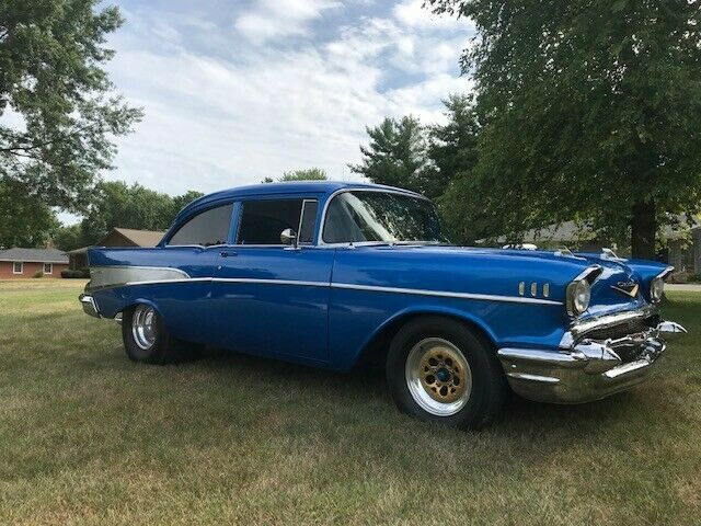 Chevrolet Bel Air/150/210 1957 image number 1