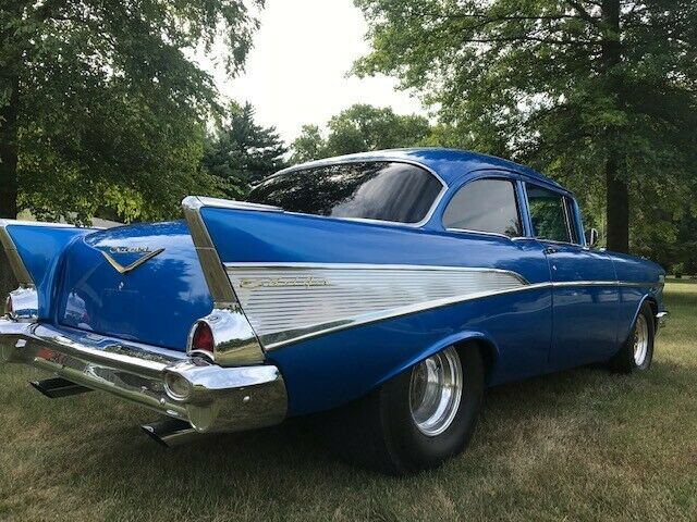 Chevrolet Bel Air/150/210 1957 image number 13