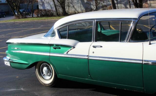 Chevrolet Bel Air/150/210 1958 image number 22