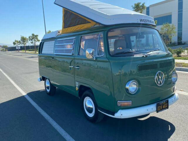 Volkswagen Bus/Vanagon 1968 image number 17