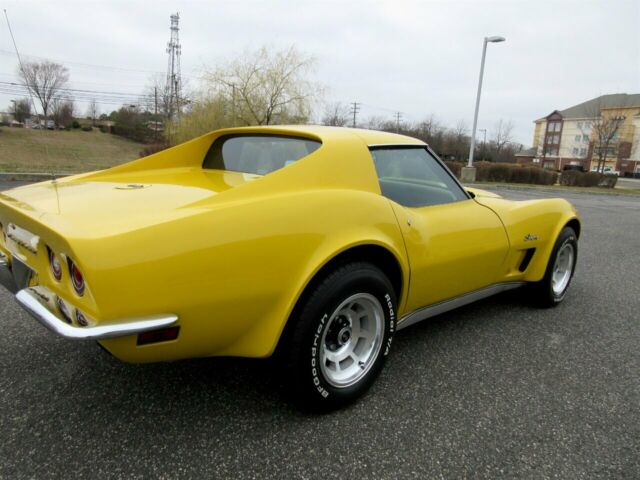 Chevrolet Corvette 1973 image number 21