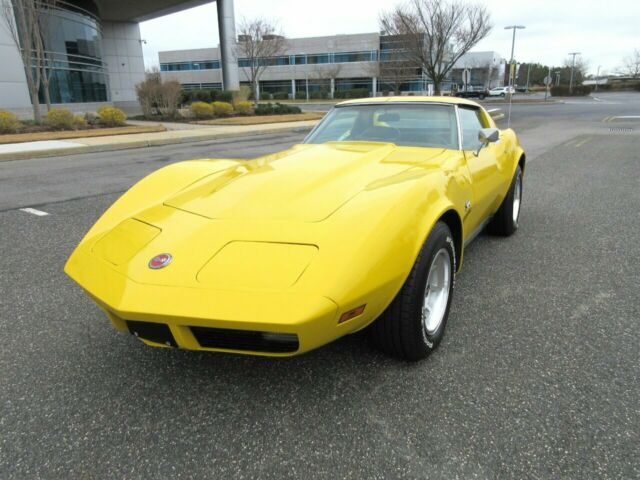 Chevrolet Corvette 1973 image number 28