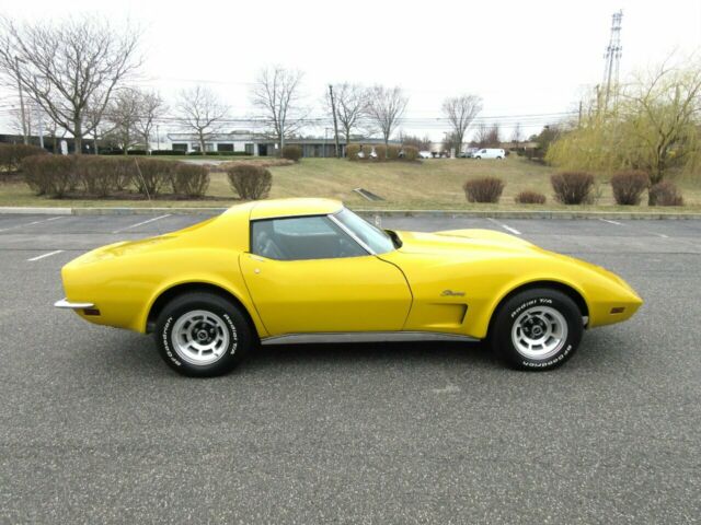 Chevrolet Corvette 1973 image number 31