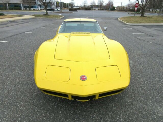 Chevrolet Corvette 1973 image number 8