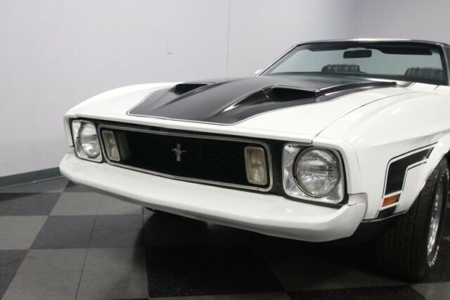 Ford Mustang 1973 image number 23