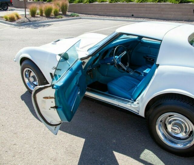 Chevrolet Corvette 1969 image number 7