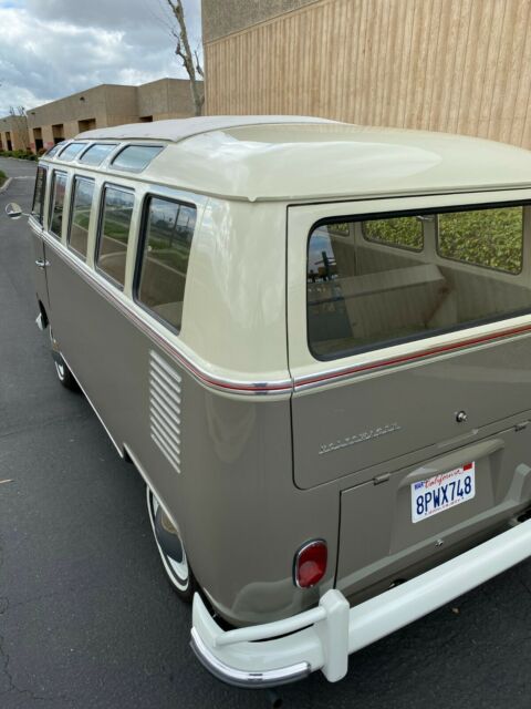 Volkswagen Bus/Vanagon 1964 image number 23