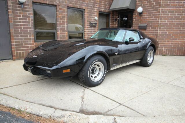 Chevrolet Corvette 1977 image number 0