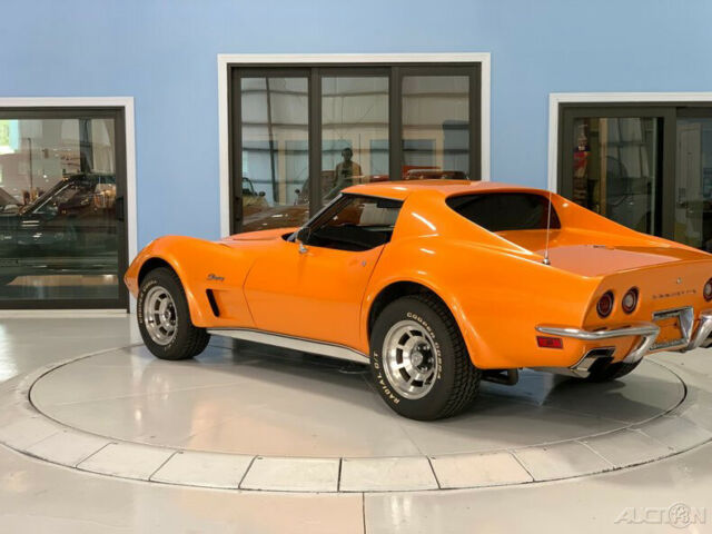 Chevrolet Corvette 1973 image number 2