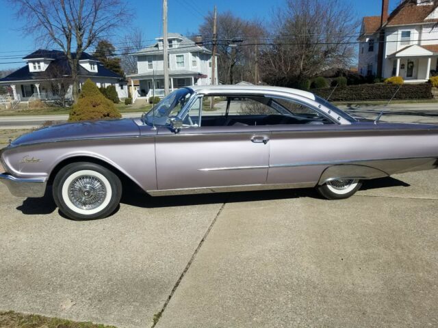 Ford Starliner 1960 image number 24