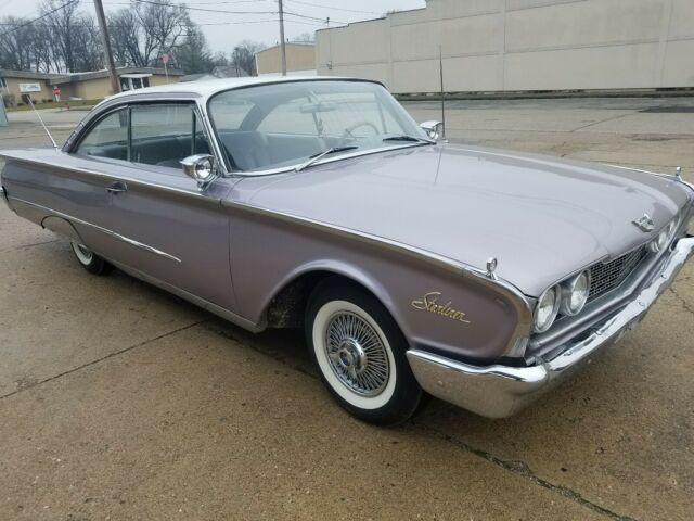 Ford Starliner 1960 image number 39