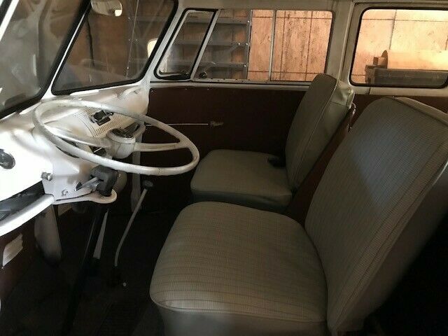 Volkswagen Bus/Vanagon 1966 image number 10